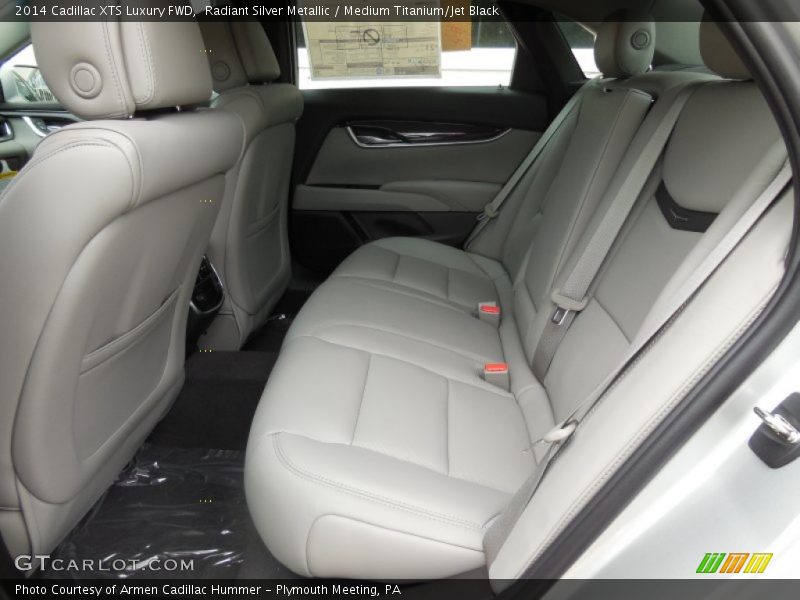 Radiant Silver Metallic / Medium Titanium/Jet Black 2014 Cadillac XTS Luxury FWD
