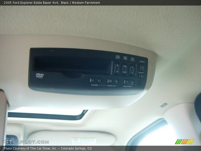 Black / Medium Parchment 2005 Ford Explorer Eddie Bauer 4x4