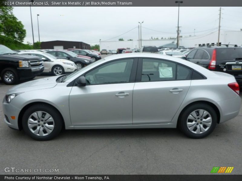 Silver Ice Metallic / Jet Black/Medium Titanium 2014 Chevrolet Cruze LS