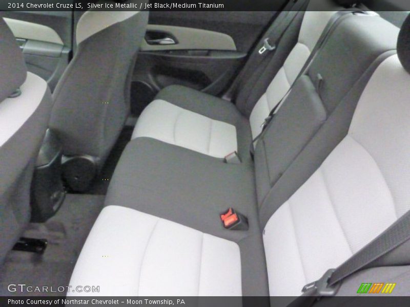 Silver Ice Metallic / Jet Black/Medium Titanium 2014 Chevrolet Cruze LS