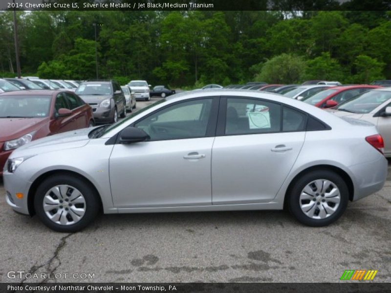 Silver Ice Metallic / Jet Black/Medium Titanium 2014 Chevrolet Cruze LS