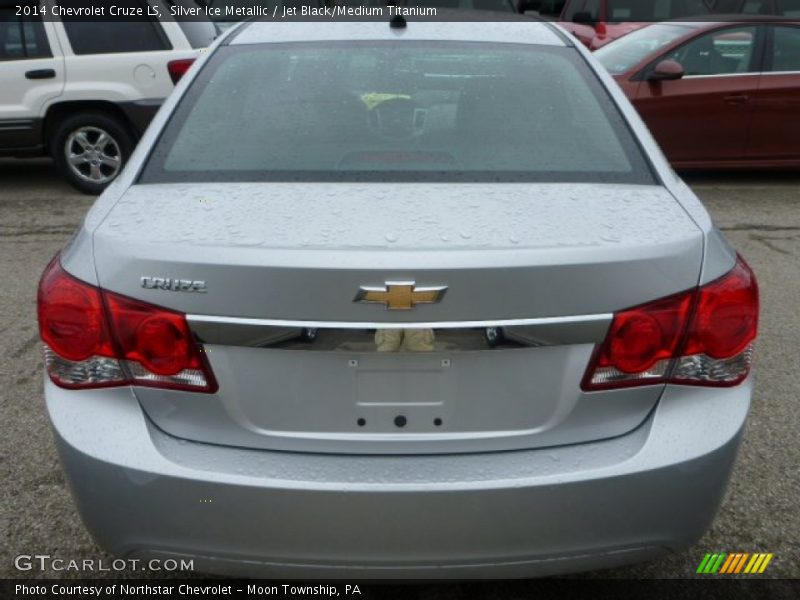 Silver Ice Metallic / Jet Black/Medium Titanium 2014 Chevrolet Cruze LS