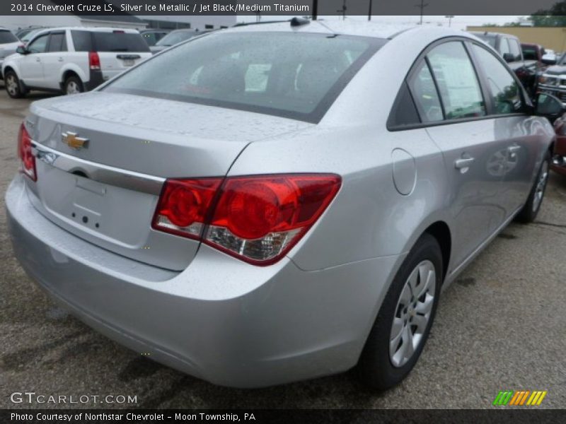 Silver Ice Metallic / Jet Black/Medium Titanium 2014 Chevrolet Cruze LS