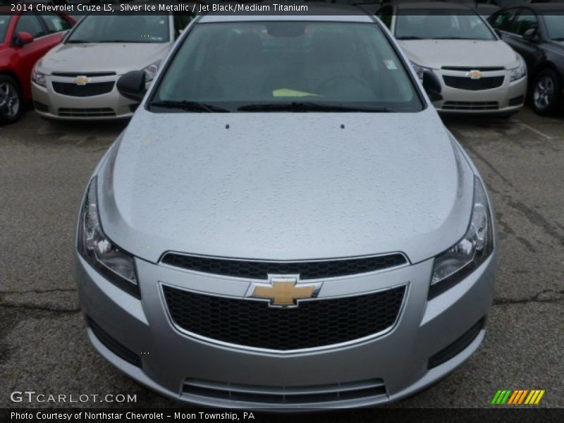 Silver Ice Metallic / Jet Black/Medium Titanium 2014 Chevrolet Cruze LS