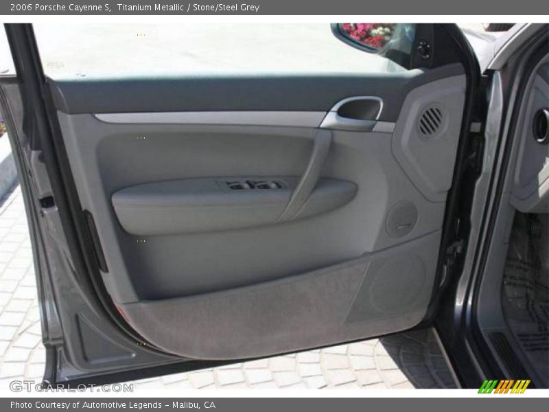 Door Panel of 2006 Cayenne S