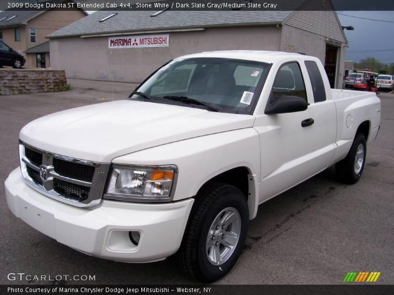 Stone White / Dark Slate Gray/Medium Slate Gray 2009 Dodge Dakota ST Extended Cab 4x4