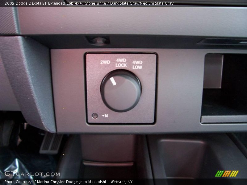 Stone White / Dark Slate Gray/Medium Slate Gray 2009 Dodge Dakota ST Extended Cab 4x4