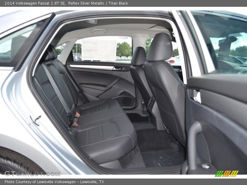 Reflex Silver Metallic / Titan Black 2014 Volkswagen Passat 1.8T SE