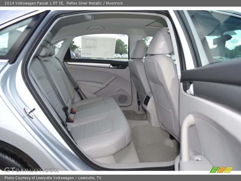 Reflex Silver Metallic / Moonrock 2014 Volkswagen Passat 1.8T SE