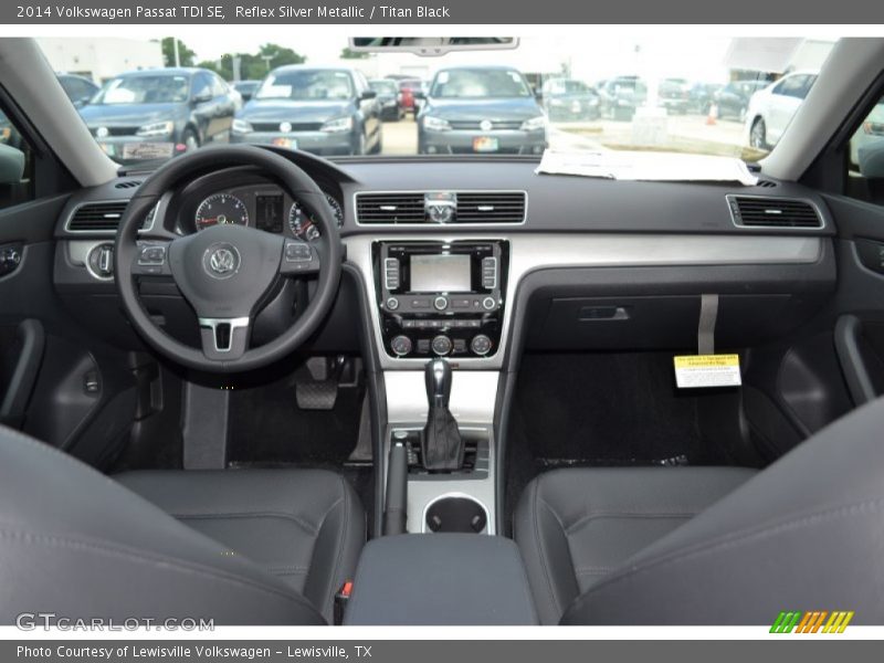 Reflex Silver Metallic / Titan Black 2014 Volkswagen Passat TDI SE