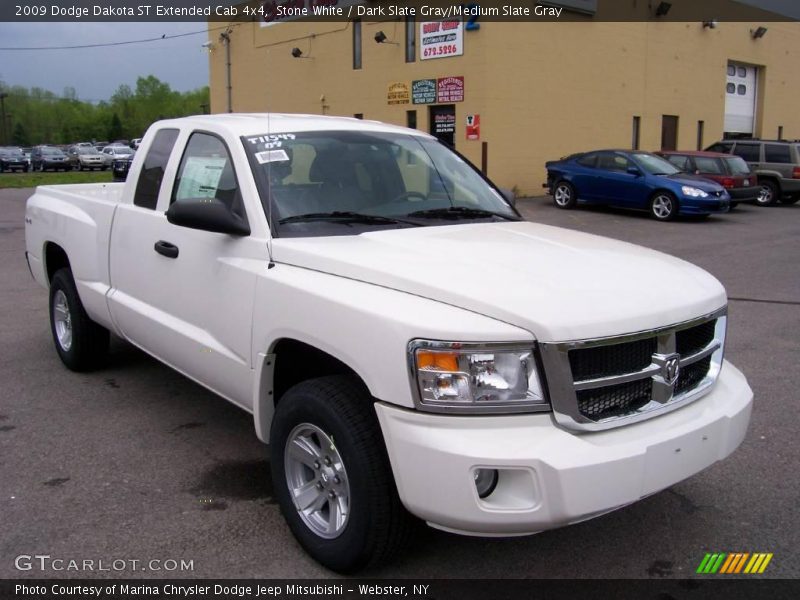 Stone White / Dark Slate Gray/Medium Slate Gray 2009 Dodge Dakota ST Extended Cab 4x4