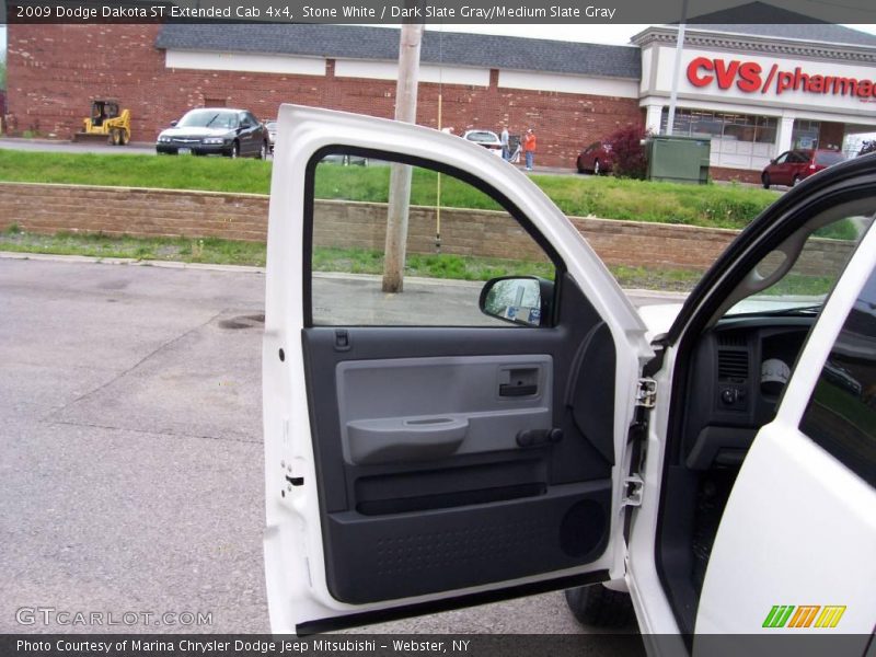 Stone White / Dark Slate Gray/Medium Slate Gray 2009 Dodge Dakota ST Extended Cab 4x4