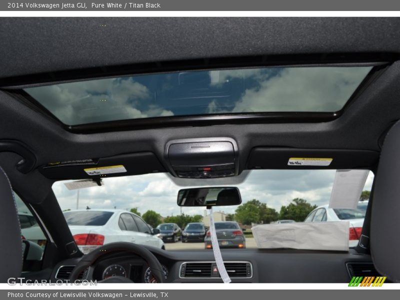 Pure White / Titan Black 2014 Volkswagen Jetta GLI