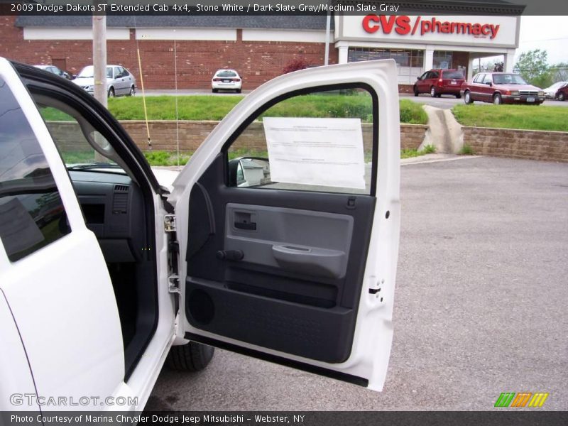 Stone White / Dark Slate Gray/Medium Slate Gray 2009 Dodge Dakota ST Extended Cab 4x4