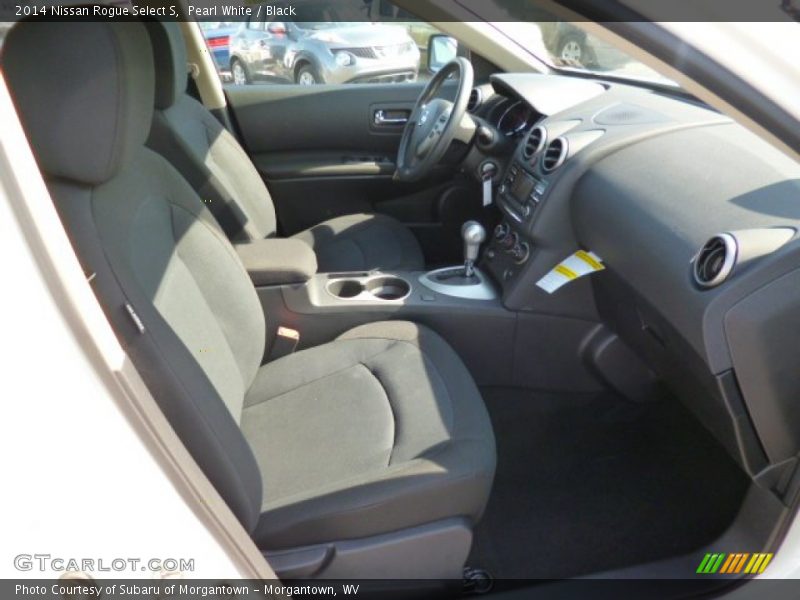 Pearl White / Black 2014 Nissan Rogue Select S