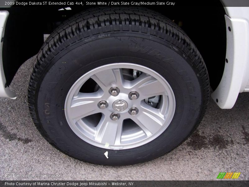 Stone White / Dark Slate Gray/Medium Slate Gray 2009 Dodge Dakota ST Extended Cab 4x4