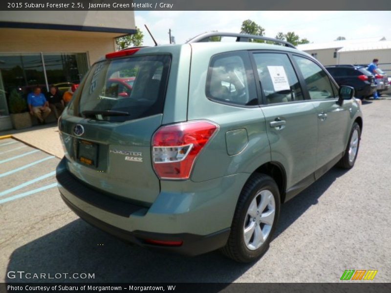 Jasmine Green Metallic / Gray 2015 Subaru Forester 2.5i