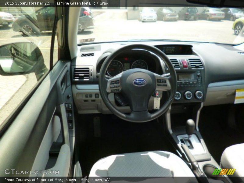 Jasmine Green Metallic / Gray 2015 Subaru Forester 2.5i