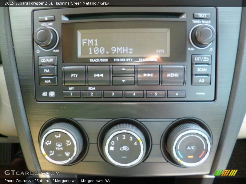 Jasmine Green Metallic / Gray 2015 Subaru Forester 2.5i