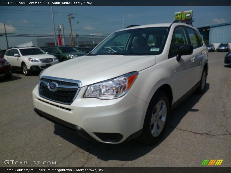 Satin White Pearl / Gray 2015 Subaru Forester 2.5i