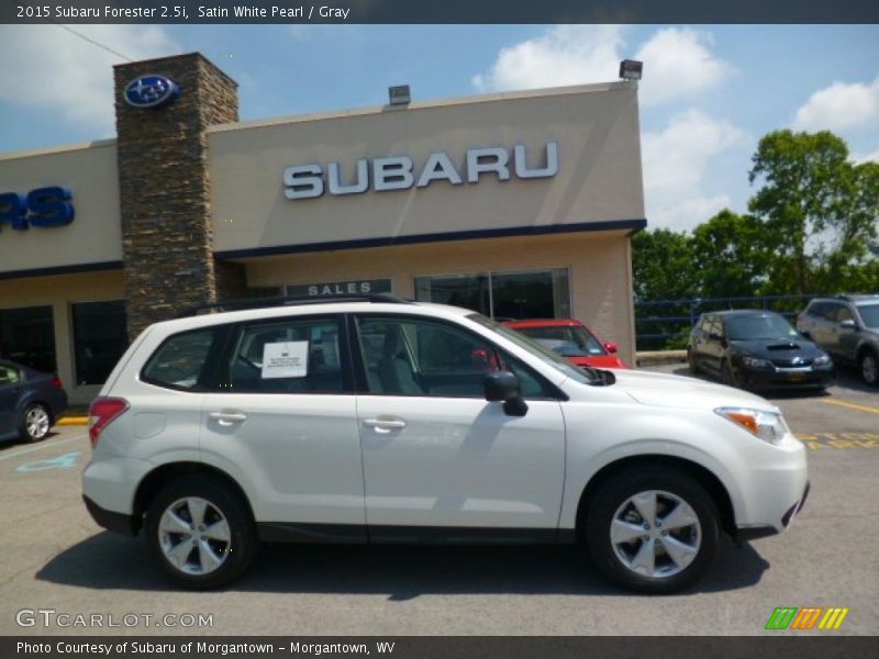 Satin White Pearl / Gray 2015 Subaru Forester 2.5i