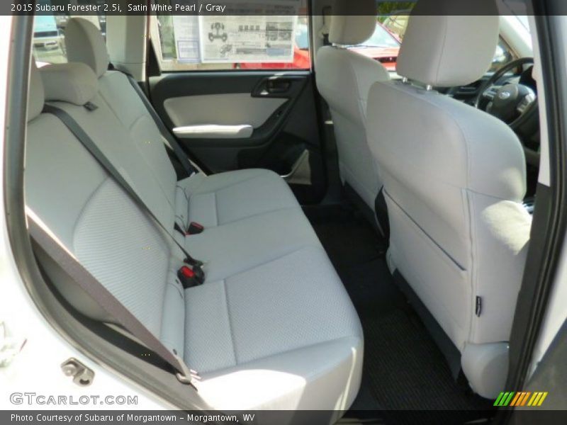 Satin White Pearl / Gray 2015 Subaru Forester 2.5i
