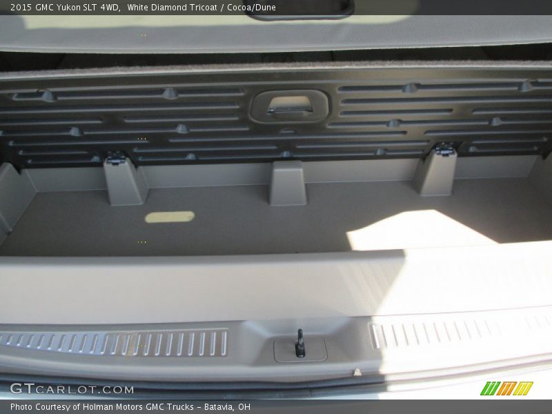 White Diamond Tricoat / Cocoa/Dune 2015 GMC Yukon SLT 4WD