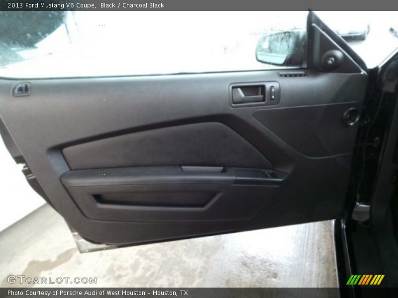 Black / Charcoal Black 2013 Ford Mustang V6 Coupe