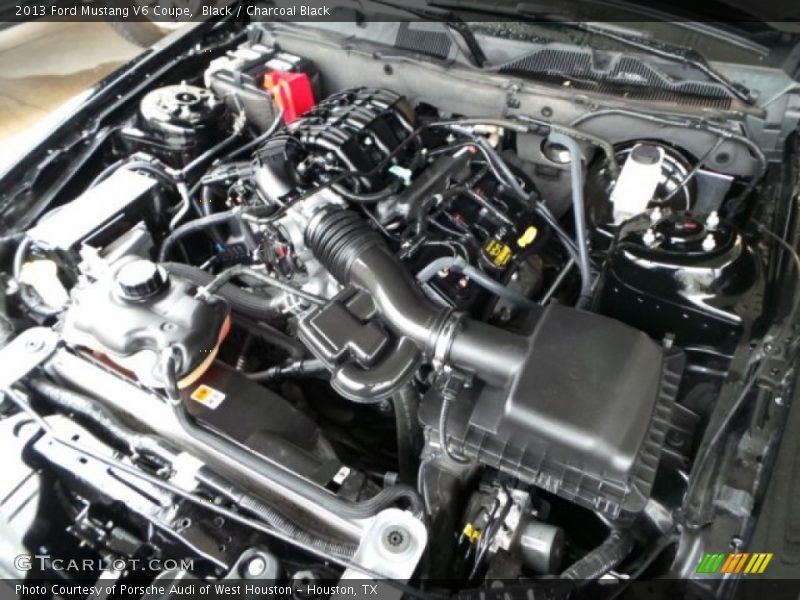 Black / Charcoal Black 2013 Ford Mustang V6 Coupe