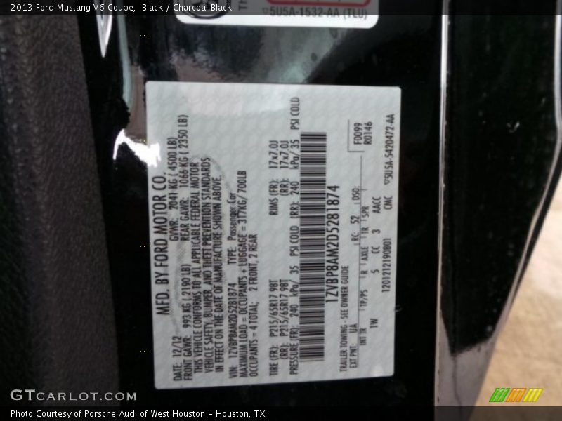 Black / Charcoal Black 2013 Ford Mustang V6 Coupe