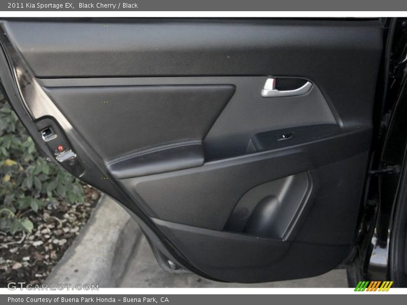 Black Cherry / Black 2011 Kia Sportage EX
