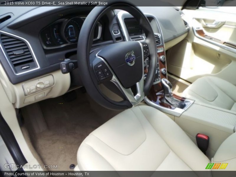  2015 XC60 T5 Drive-E Soft Beige Interior