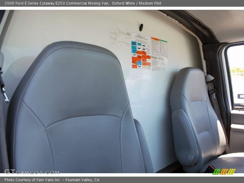 Oxford White / Medium Flint 2006 Ford E Series Cutaway E350 Commercial Moving Van