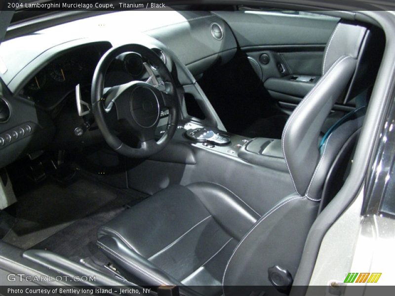 Dashboard of 2004 Murcielago Coupe
