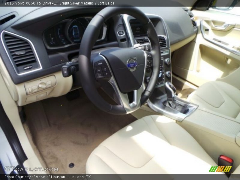 Bright Silver Metallic / Soft Beige 2015 Volvo XC60 T5 Drive-E