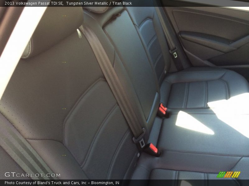 Tungsten Silver Metallic / Titan Black 2013 Volkswagen Passat TDI SE