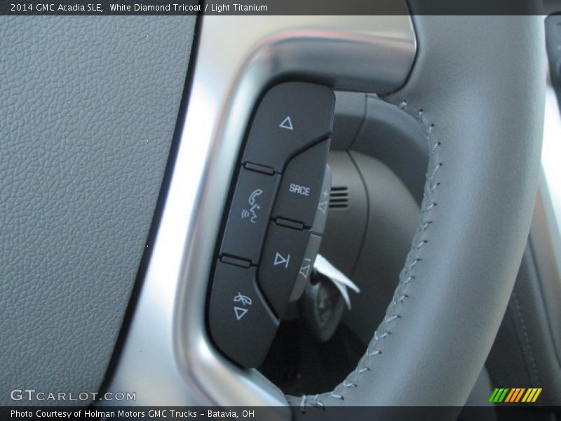 White Diamond Tricoat / Light Titanium 2014 GMC Acadia SLE