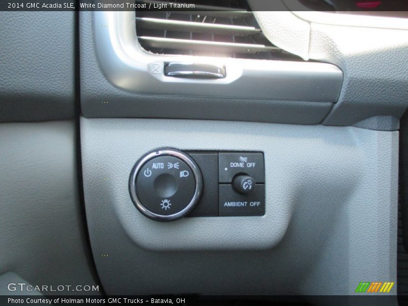 White Diamond Tricoat / Light Titanium 2014 GMC Acadia SLE