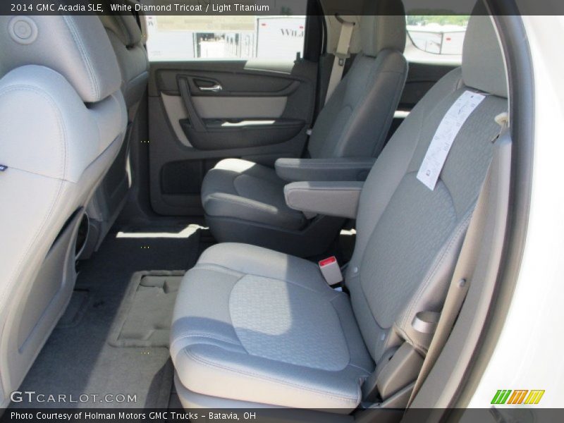 White Diamond Tricoat / Light Titanium 2014 GMC Acadia SLE