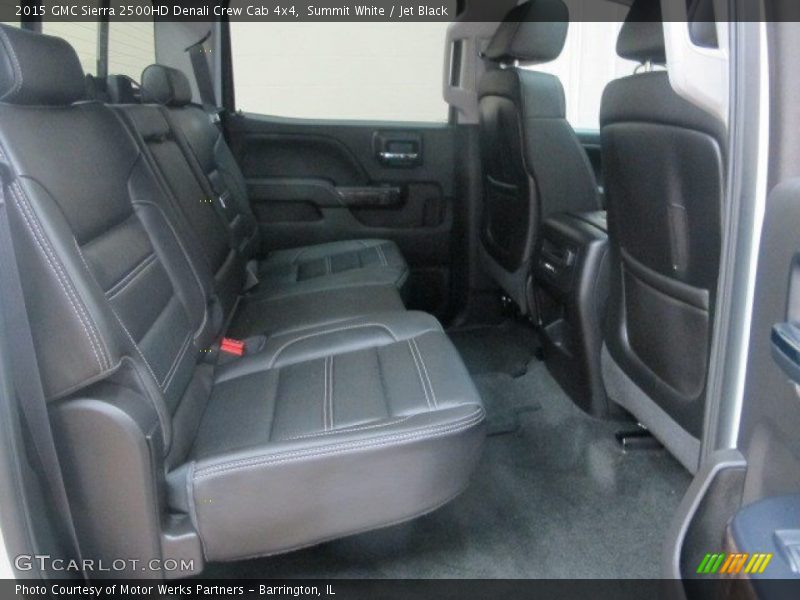 Summit White / Jet Black 2015 GMC Sierra 2500HD Denali Crew Cab 4x4
