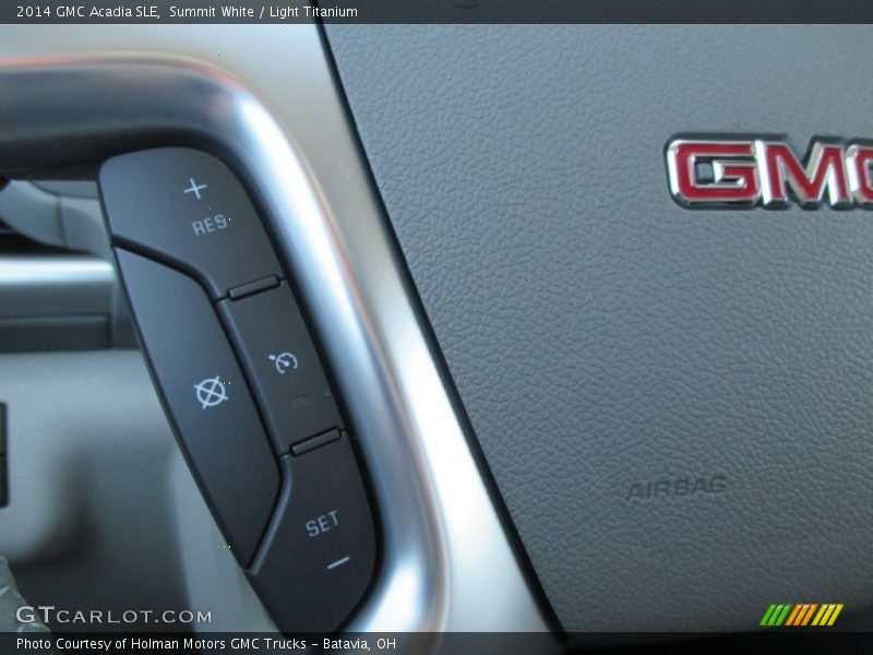 Summit White / Light Titanium 2014 GMC Acadia SLE