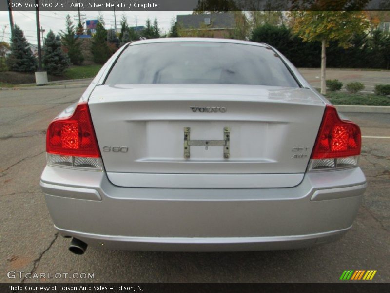 Silver Metallic / Graphite 2005 Volvo S60 2.5T AWD