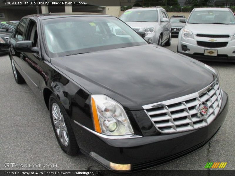 Black Raven / Ebony 2009 Cadillac DTS Luxury