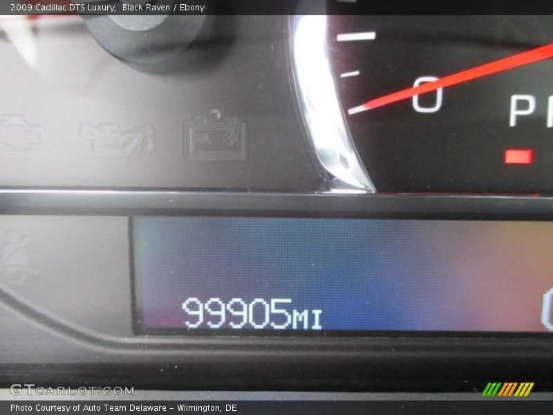 Black Raven / Ebony 2009 Cadillac DTS Luxury