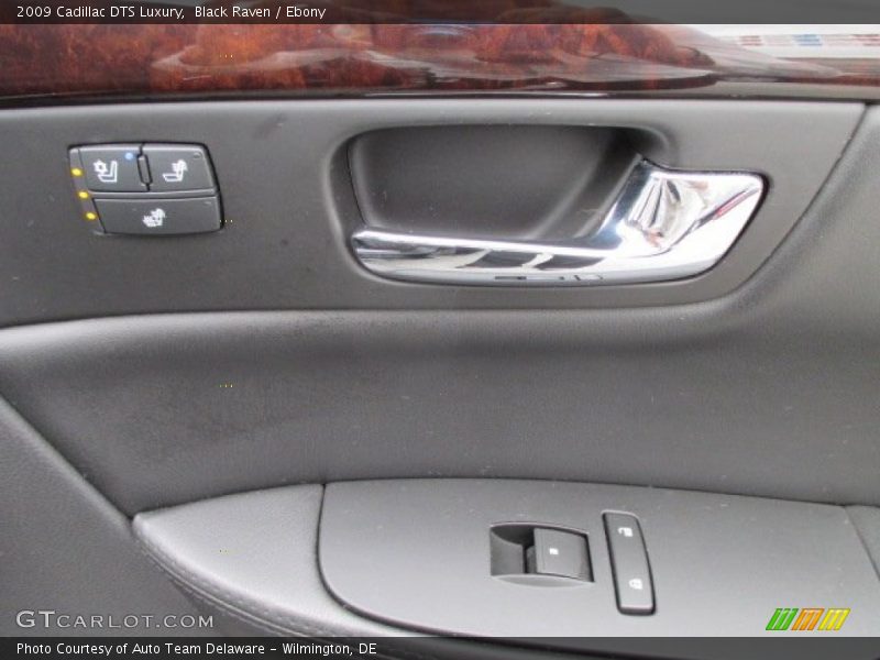 Black Raven / Ebony 2009 Cadillac DTS Luxury