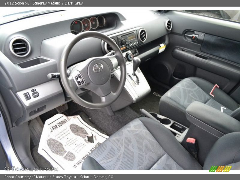 Stingray Metallic / Dark Gray 2012 Scion xB