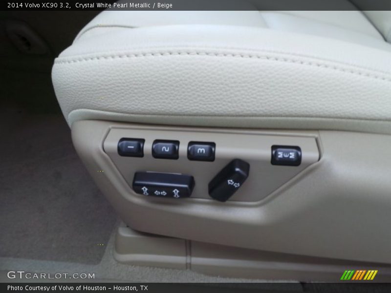 Crystal White Pearl Metallic / Beige 2014 Volvo XC90 3.2