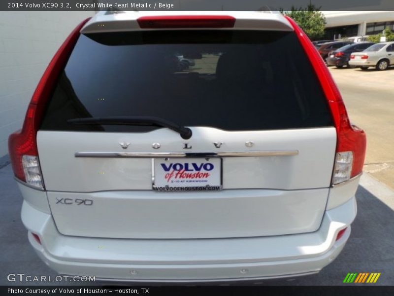 Crystal White Pearl Metallic / Beige 2014 Volvo XC90 3.2