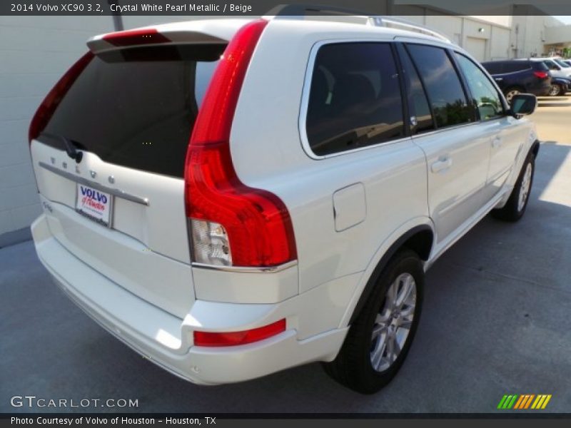 Crystal White Pearl Metallic / Beige 2014 Volvo XC90 3.2