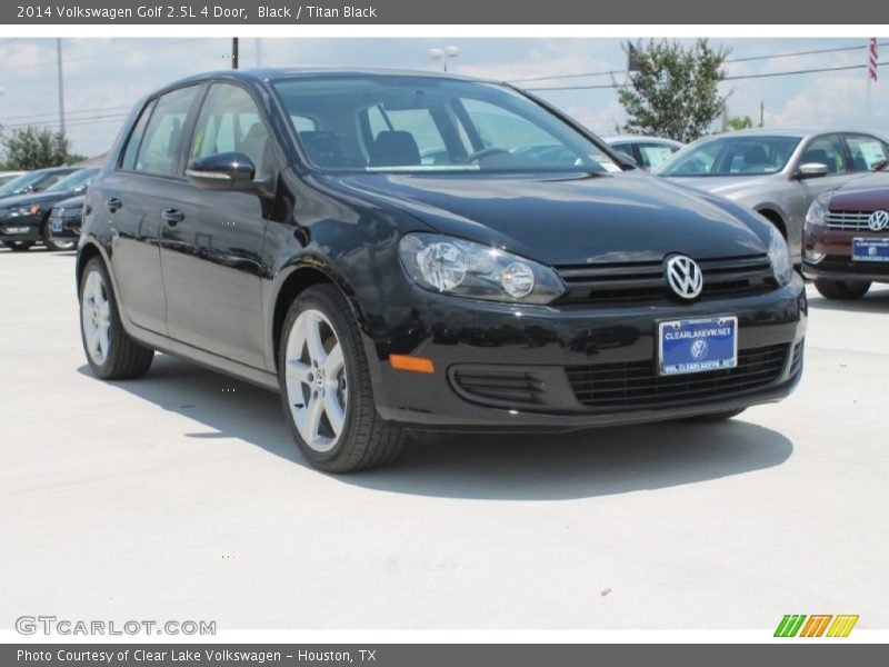 Black / Titan Black 2014 Volkswagen Golf 2.5L 4 Door